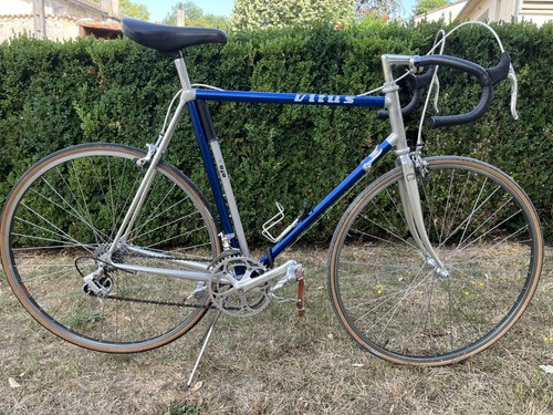 Vélo course vitus - de,